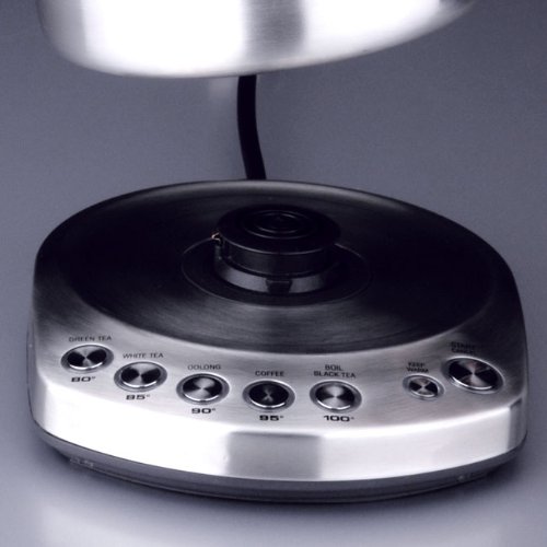 Standfuß mit mitteigem Kontakt